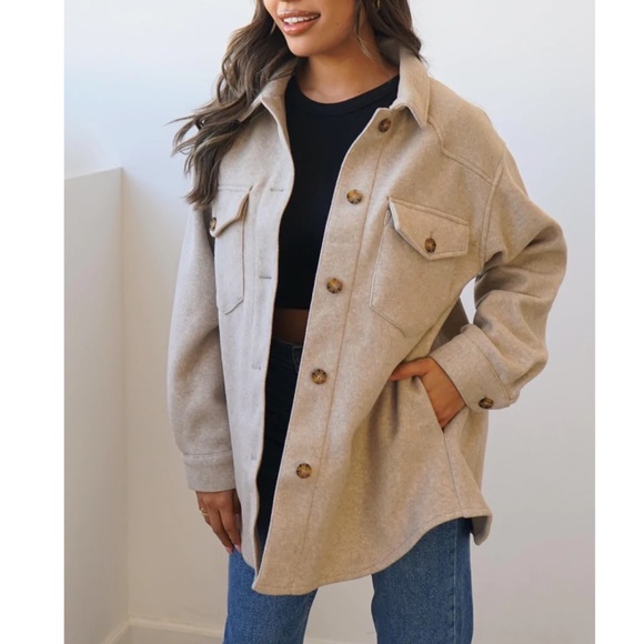 Oatmeal Over sized jacket - Picture 3 of 6